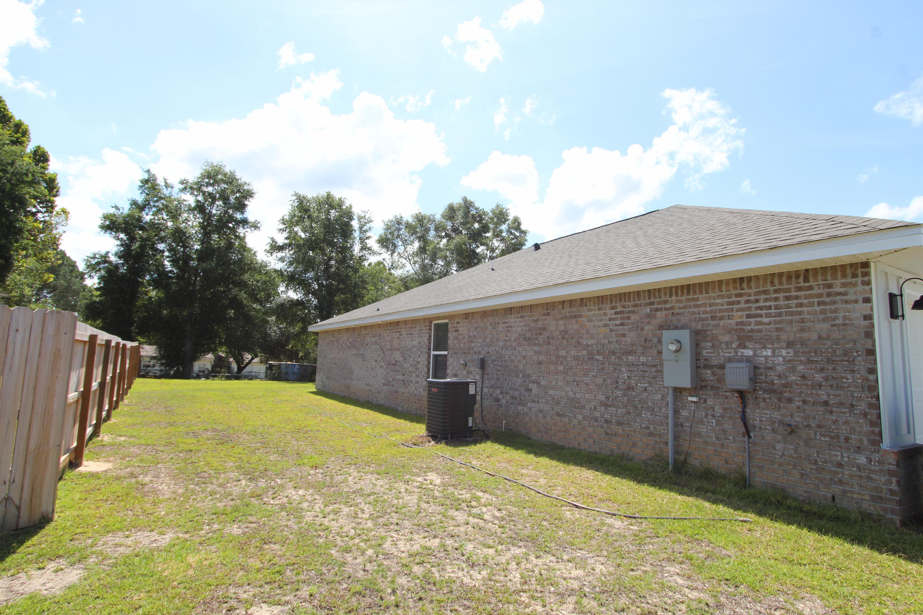 HOMEWOOD EST - Residential Lease