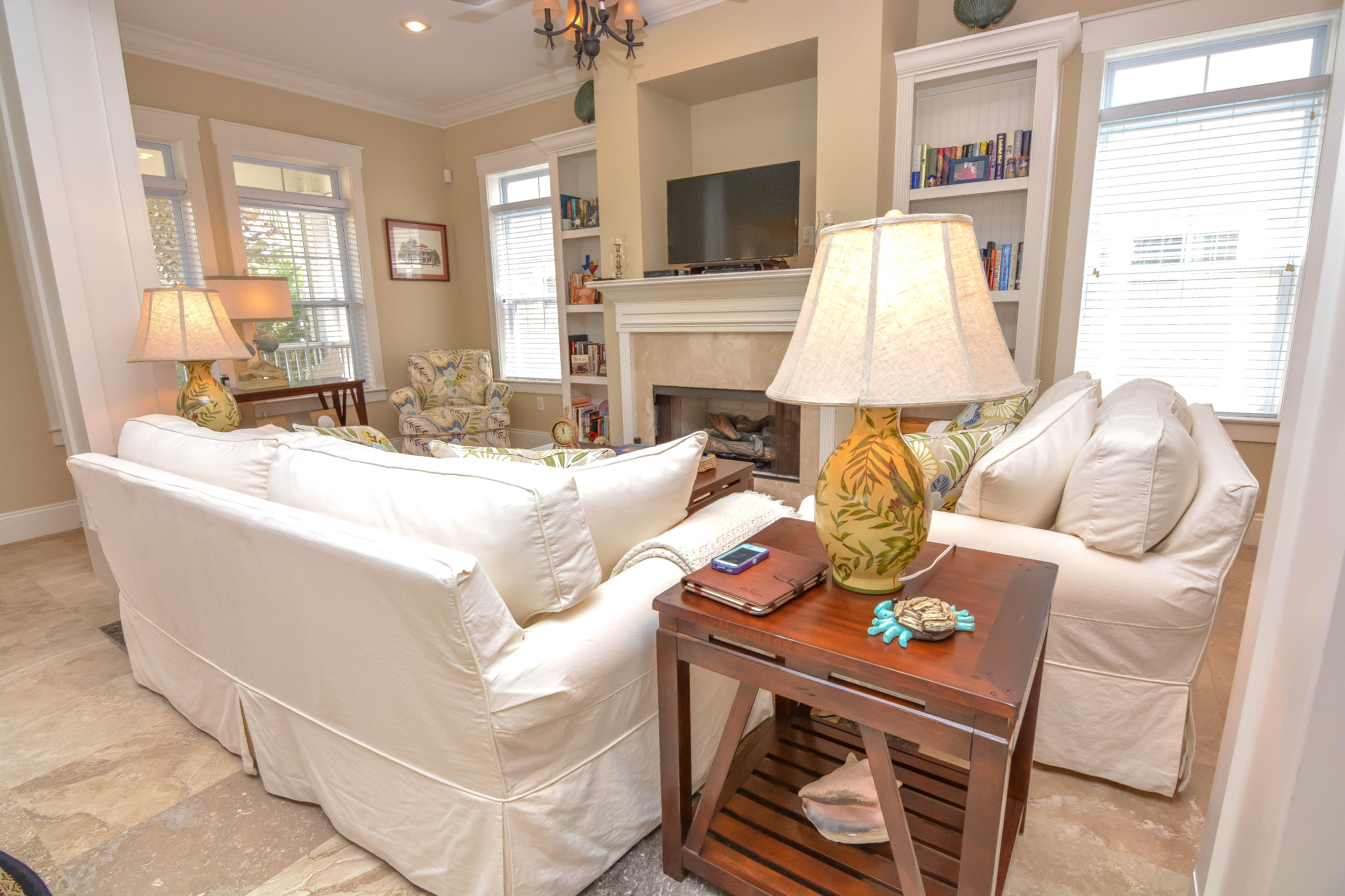 TURTLE COVE - Residential