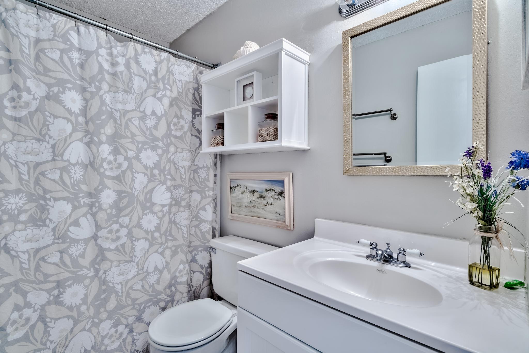 SILVER DUNES CONDO - Residential