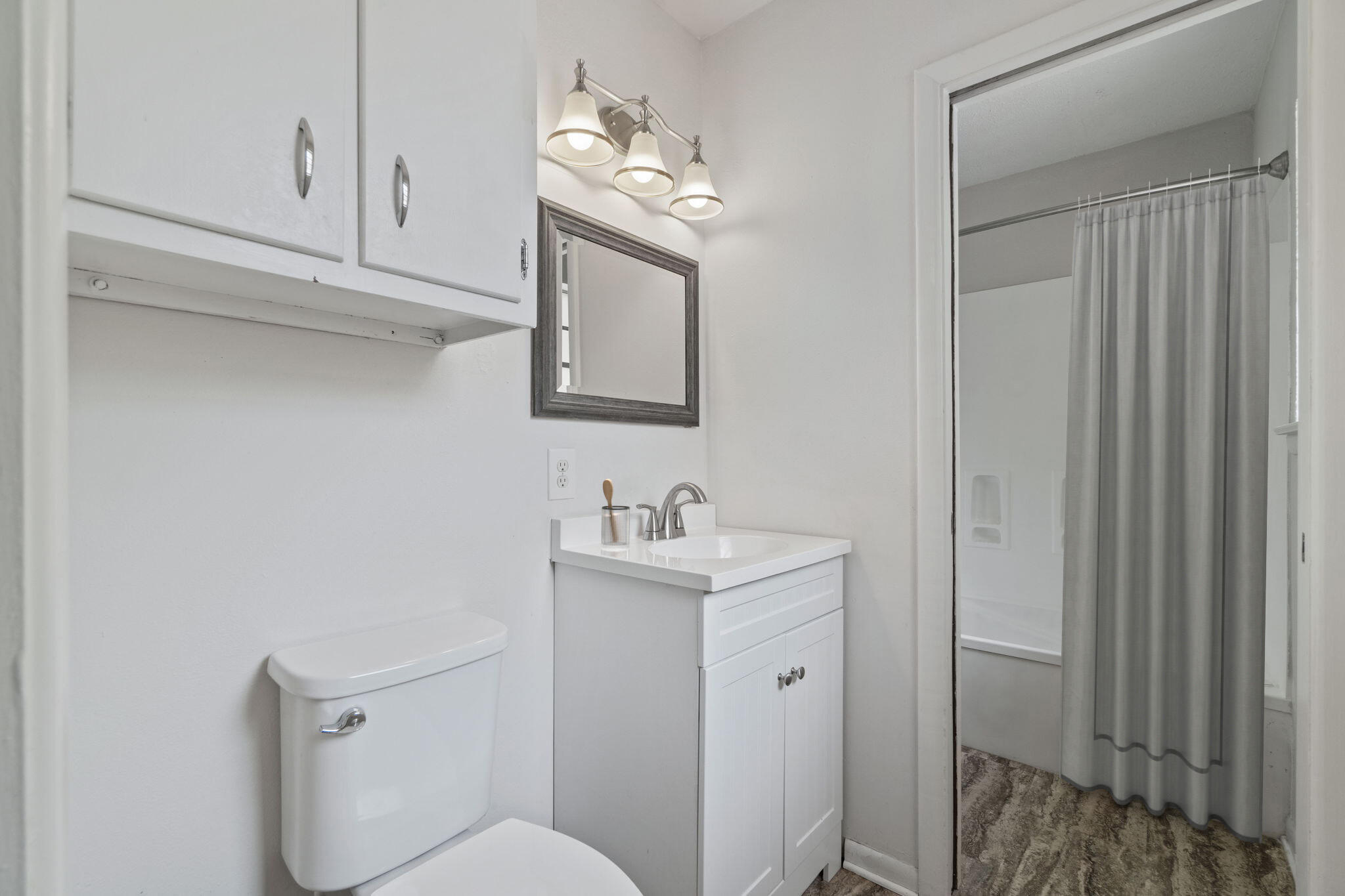 WINTHROP PLACE 1ST ADDN - Residential