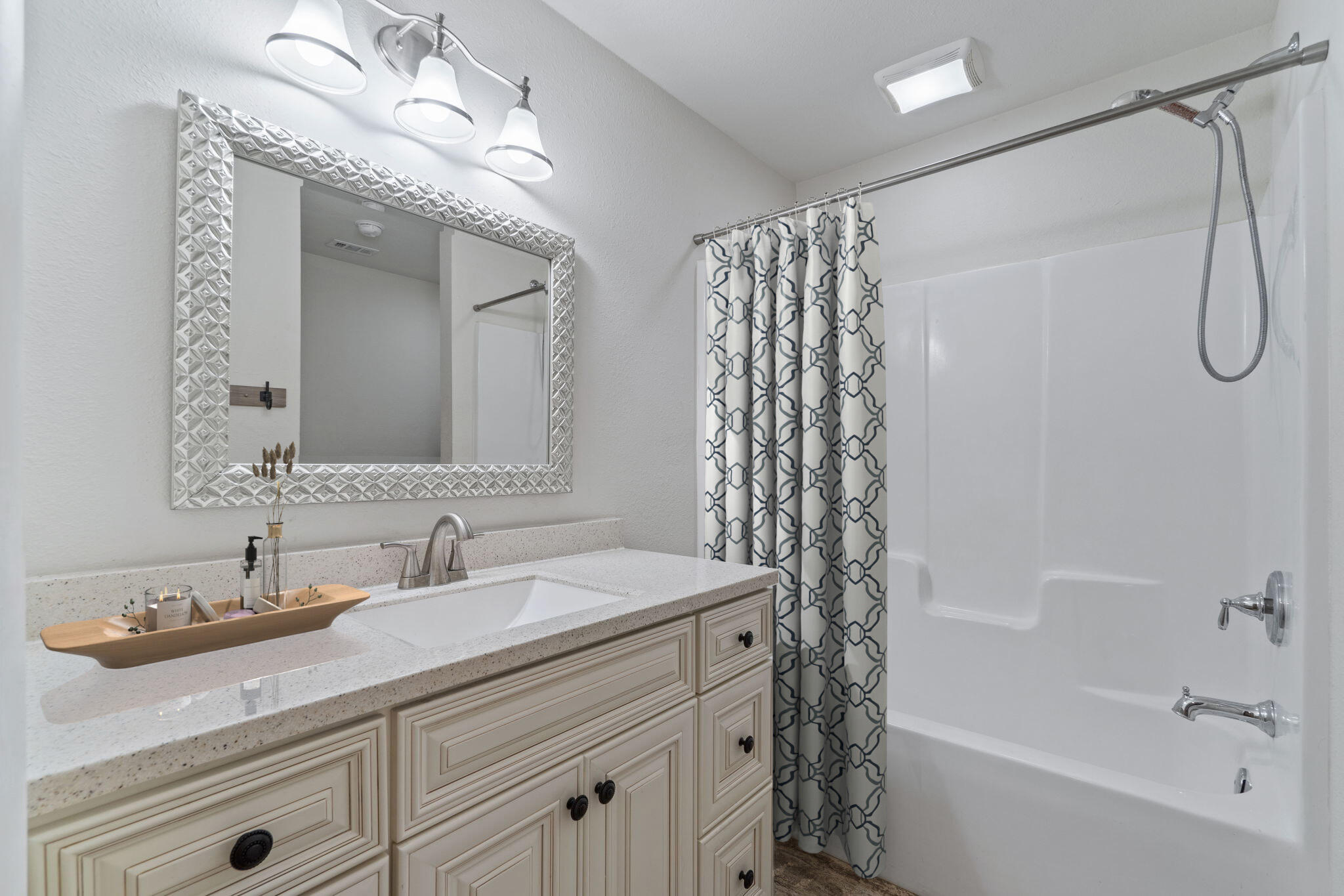 WINTHROP PLACE 1ST ADDN - Residential