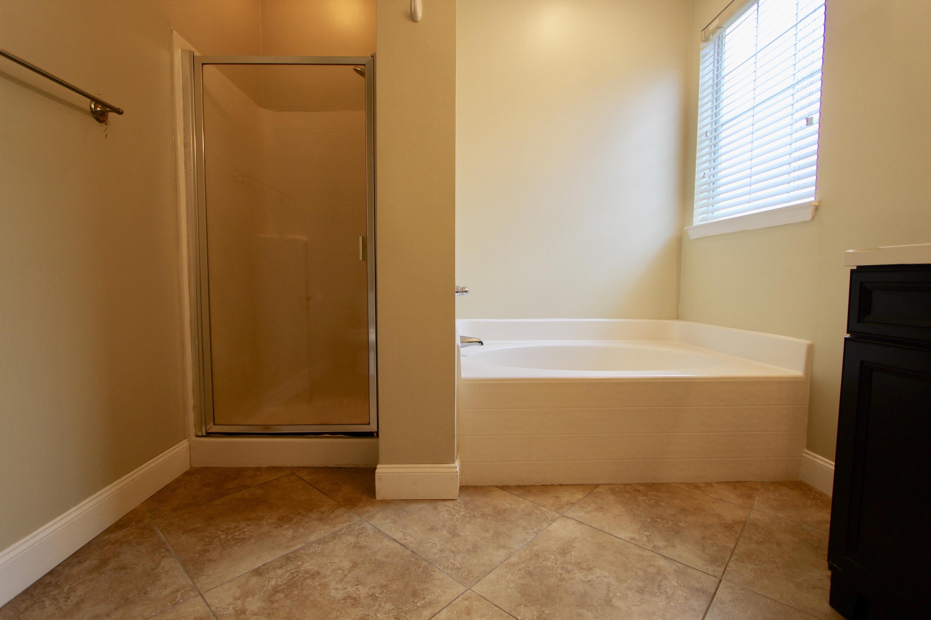 SANDY RIDGE ESTATES - Residential