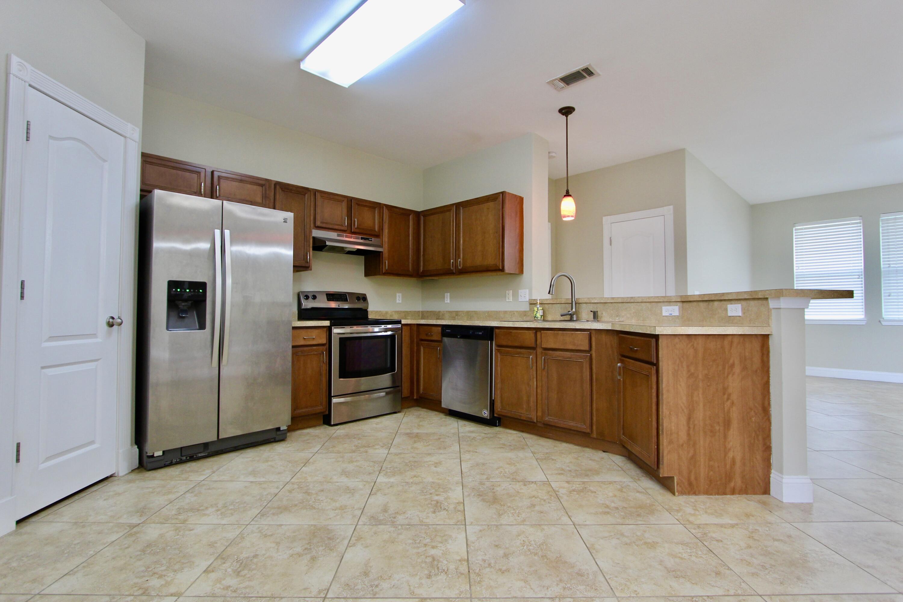 SANDY RIDGE ESTATES - Residential