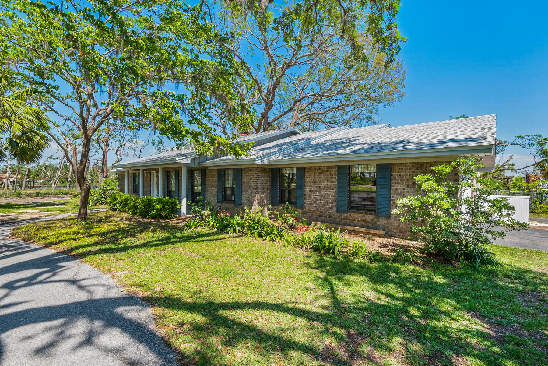 NO RECORDED SUBDIVISION - Residential