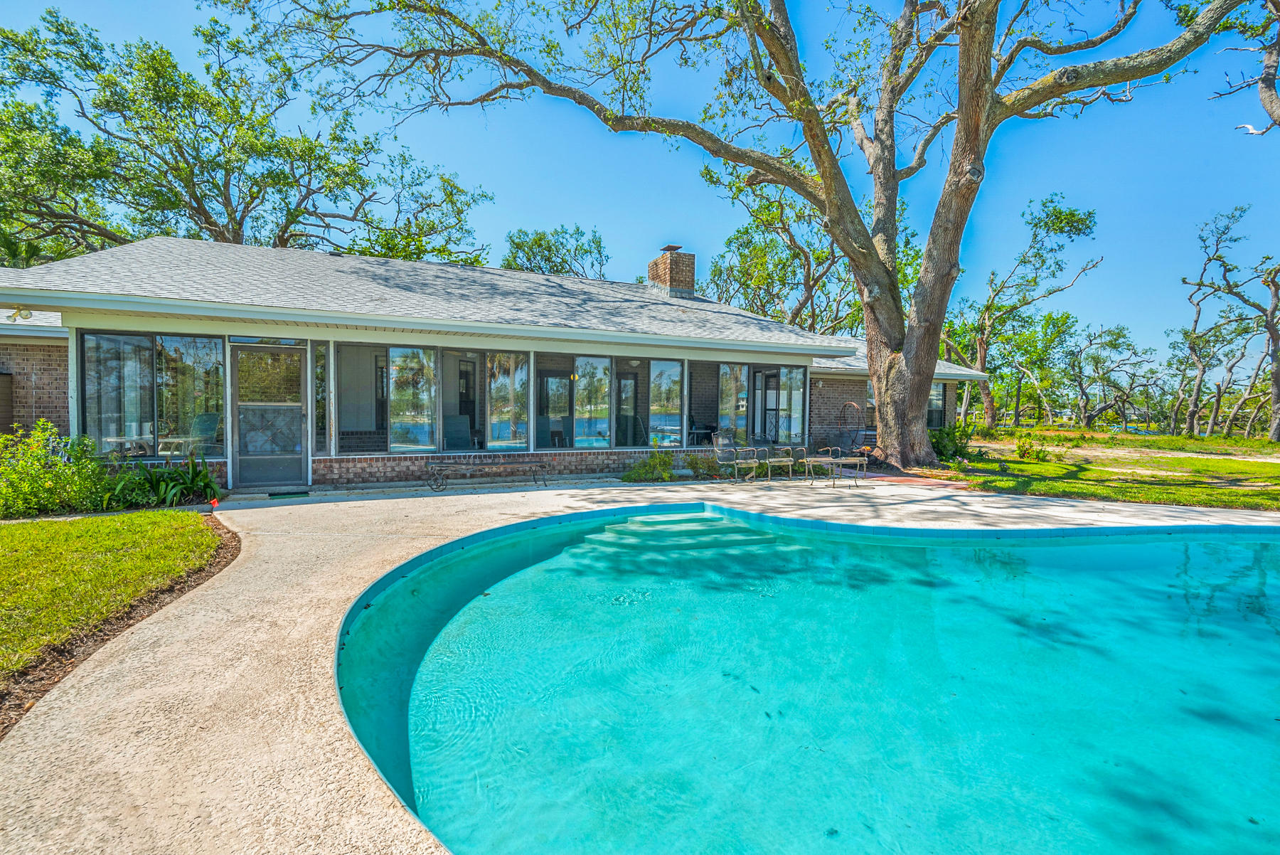 NO RECORDED SUBDIVISION - Residential