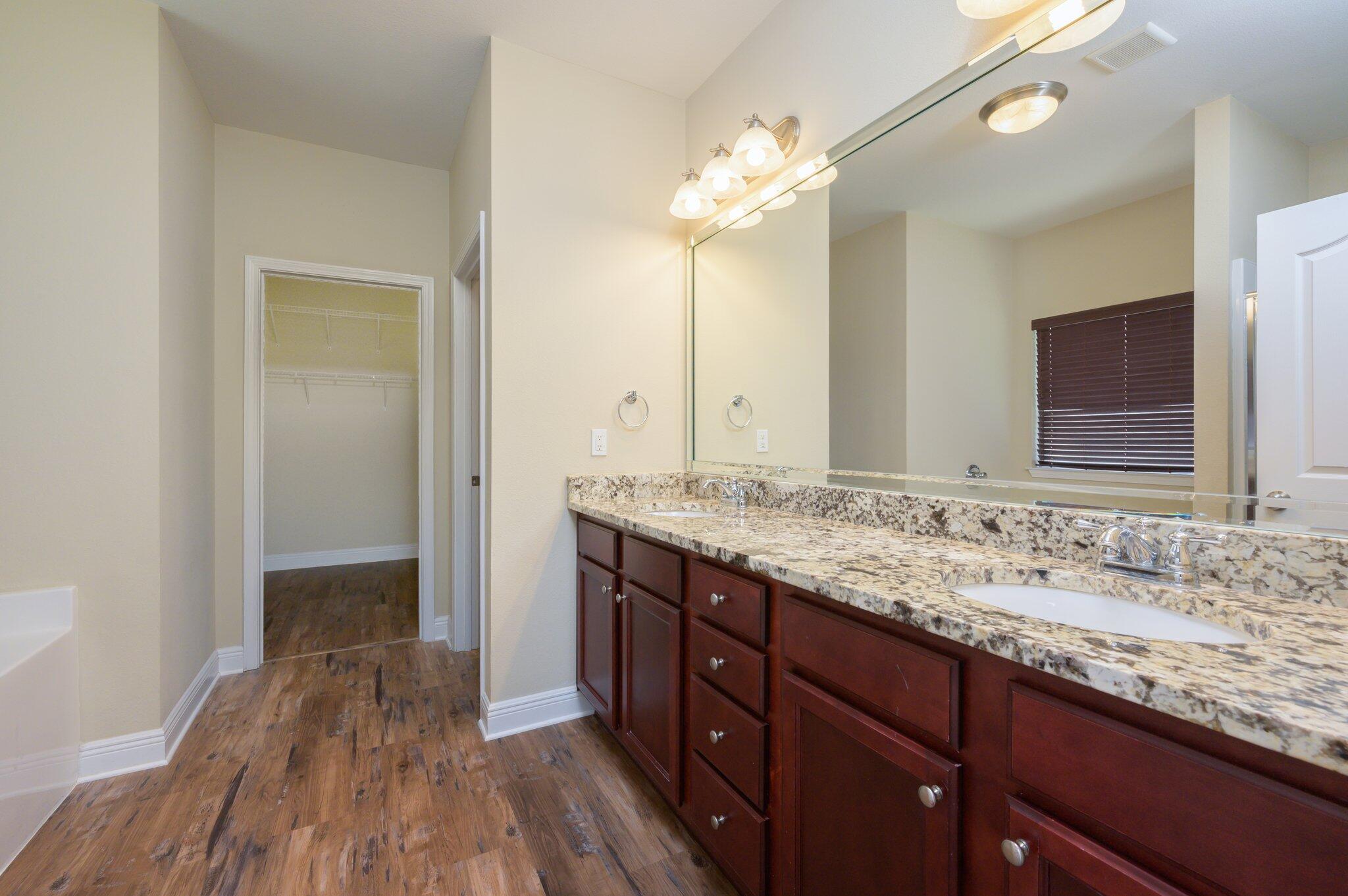 ROLLING RIDGE S/D - Residential