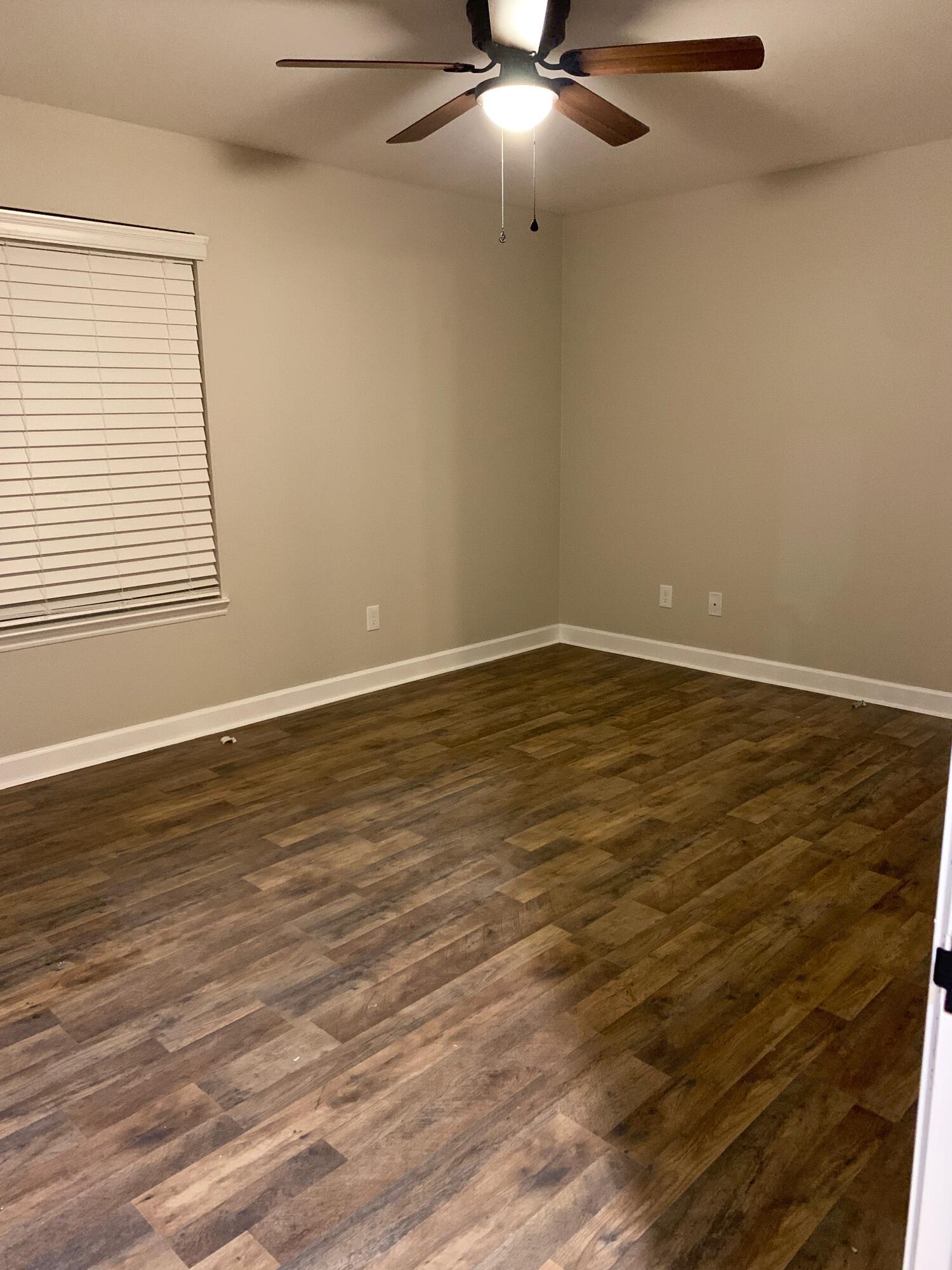 Lannie Rowe Lake Estates - Residential