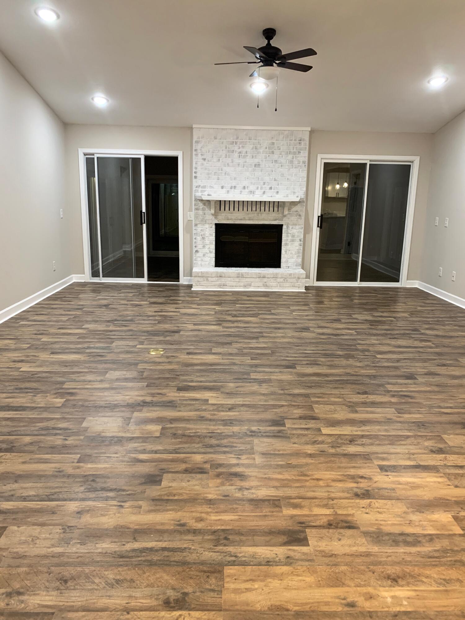 Lannie Rowe Lake Estates - Residential