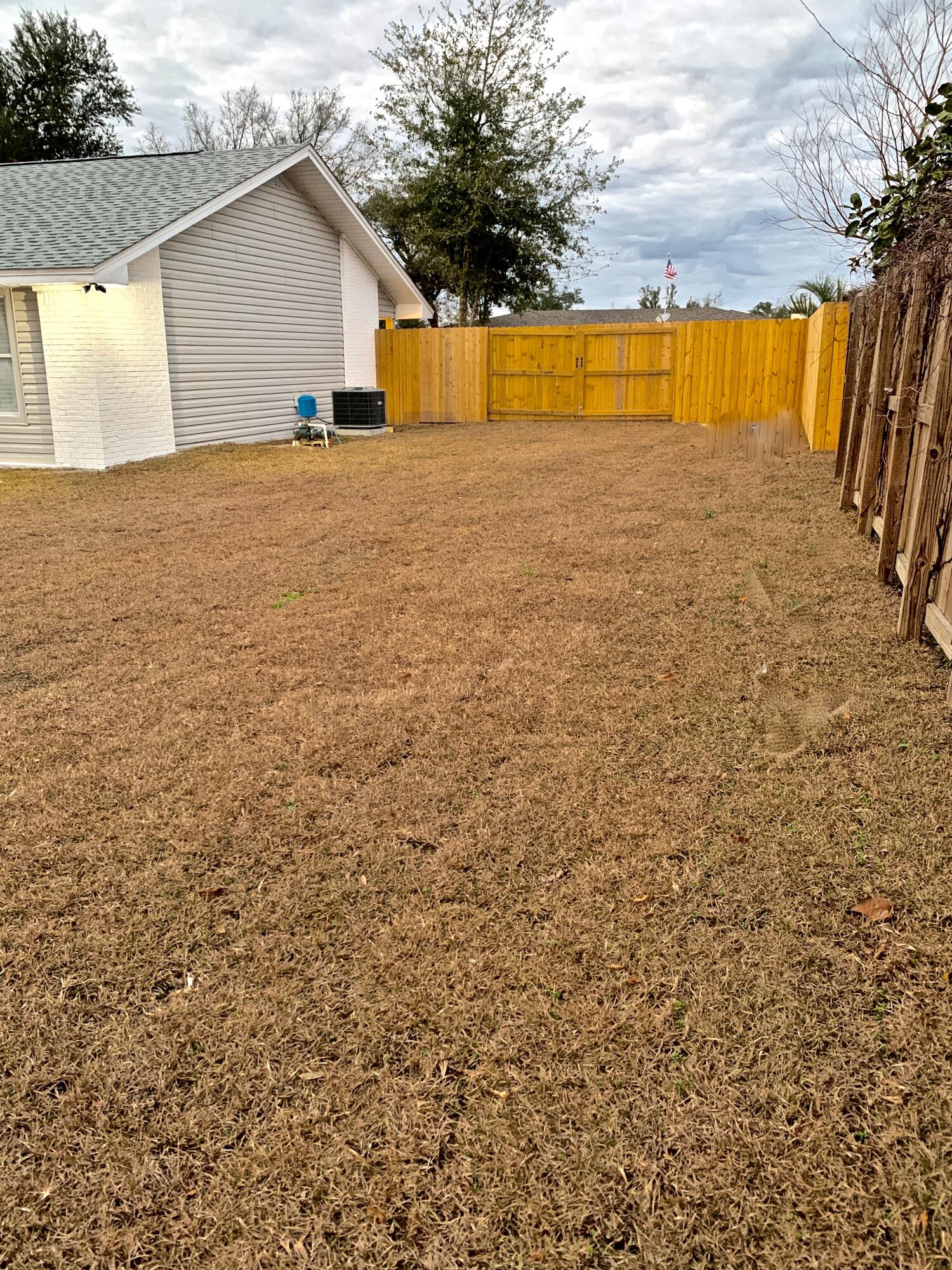 Lannie Rowe Lake Estates - Residential