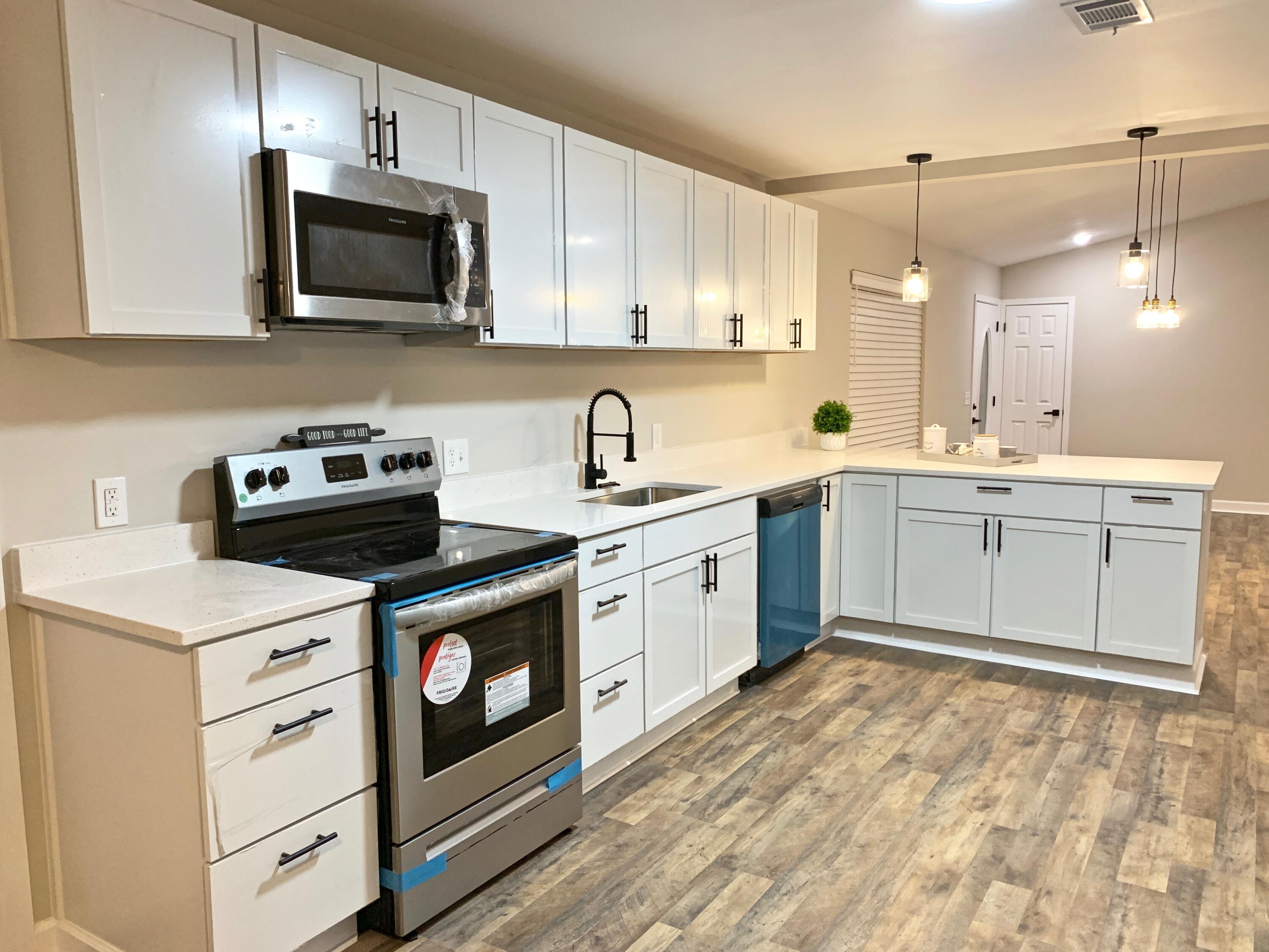 Lannie Rowe Lake Estates - Residential