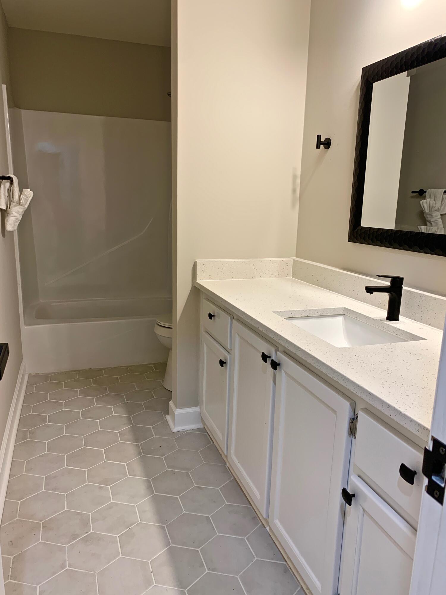 Lannie Rowe Lake Estates - Residential