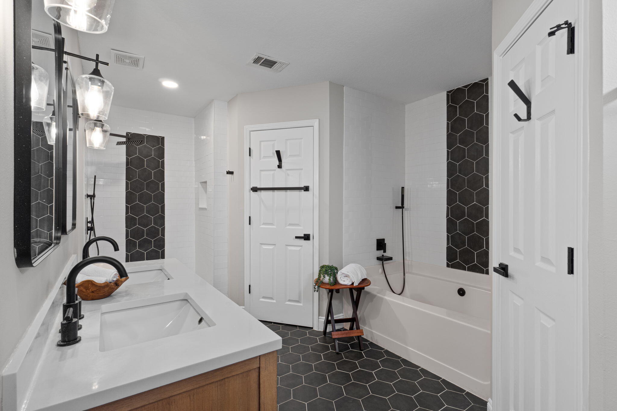 WESTVIEW ESTATES PH 3 - Residential