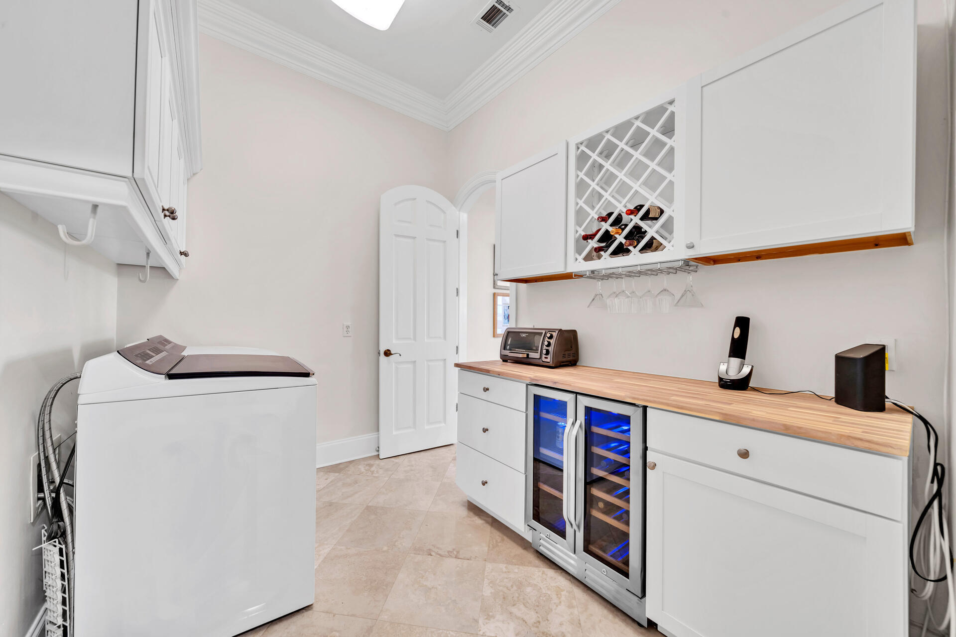 TRANQUIL HARBOR - Residential