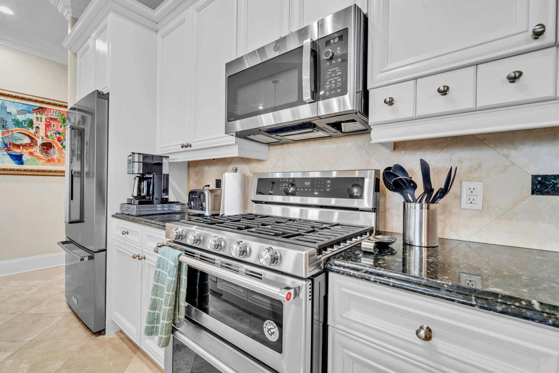 TRANQUIL HARBOR - Residential