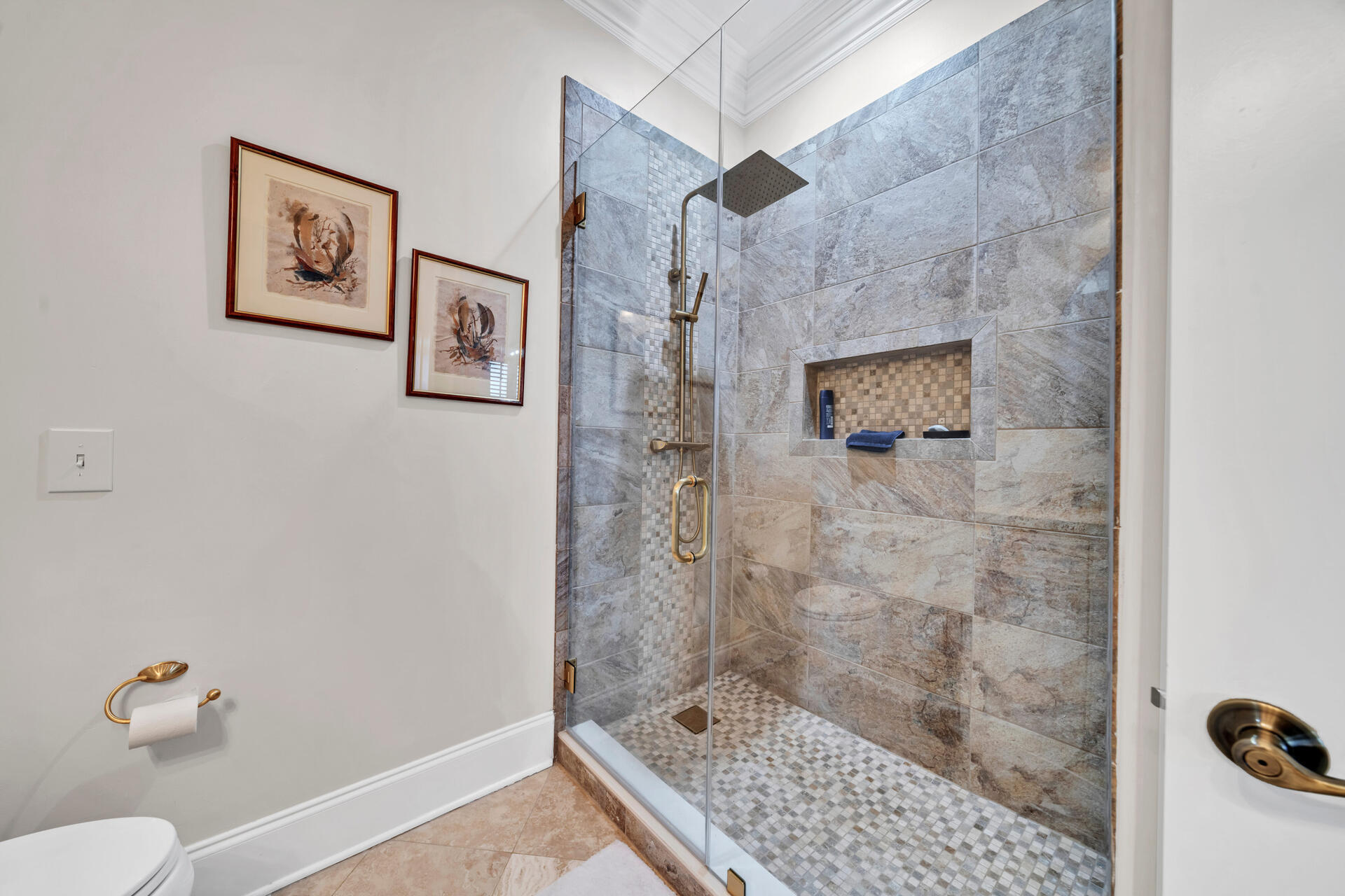 TRANQUIL HARBOR - Residential