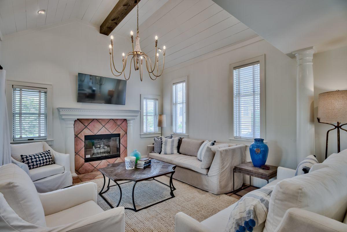 PARADISE TOO - Residential