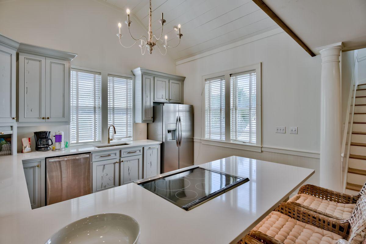 PARADISE TOO - Residential