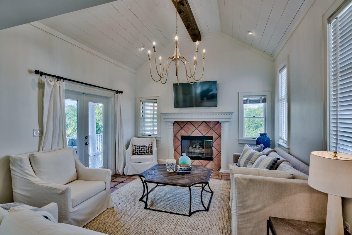 PARADISE TOO - Residential