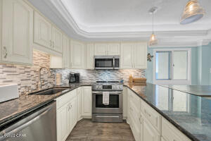 PINNACLE PORT - Residential