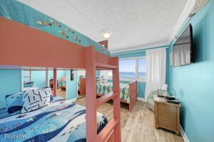 PINNACLE PORT - Residential