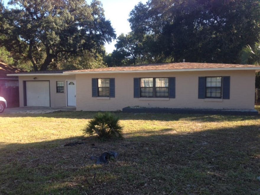 Come see this recently updated home in the heart of SE Fort Walton Beach. Walk, jog or ride bikes to all of downtown or the beaches. New kitchen includes granite counter tops. This home has a larger yard at 75x165 and a 1 car attached garage. The back yard is huge and is ready for whatever you can think of- garden, pool, workshop or one of each. Home has a screened in patio on the back and makes a great place to enjoy the sights and sounds of the outdoors.