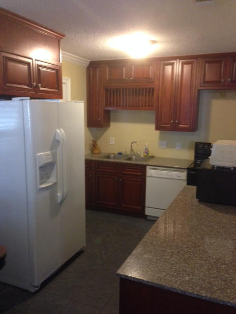 ELLIOTTS POINT 4TH ADDN - Residential