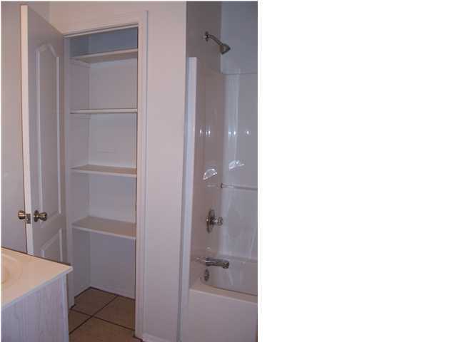 SHAY-LIN T/H - Residential Lease