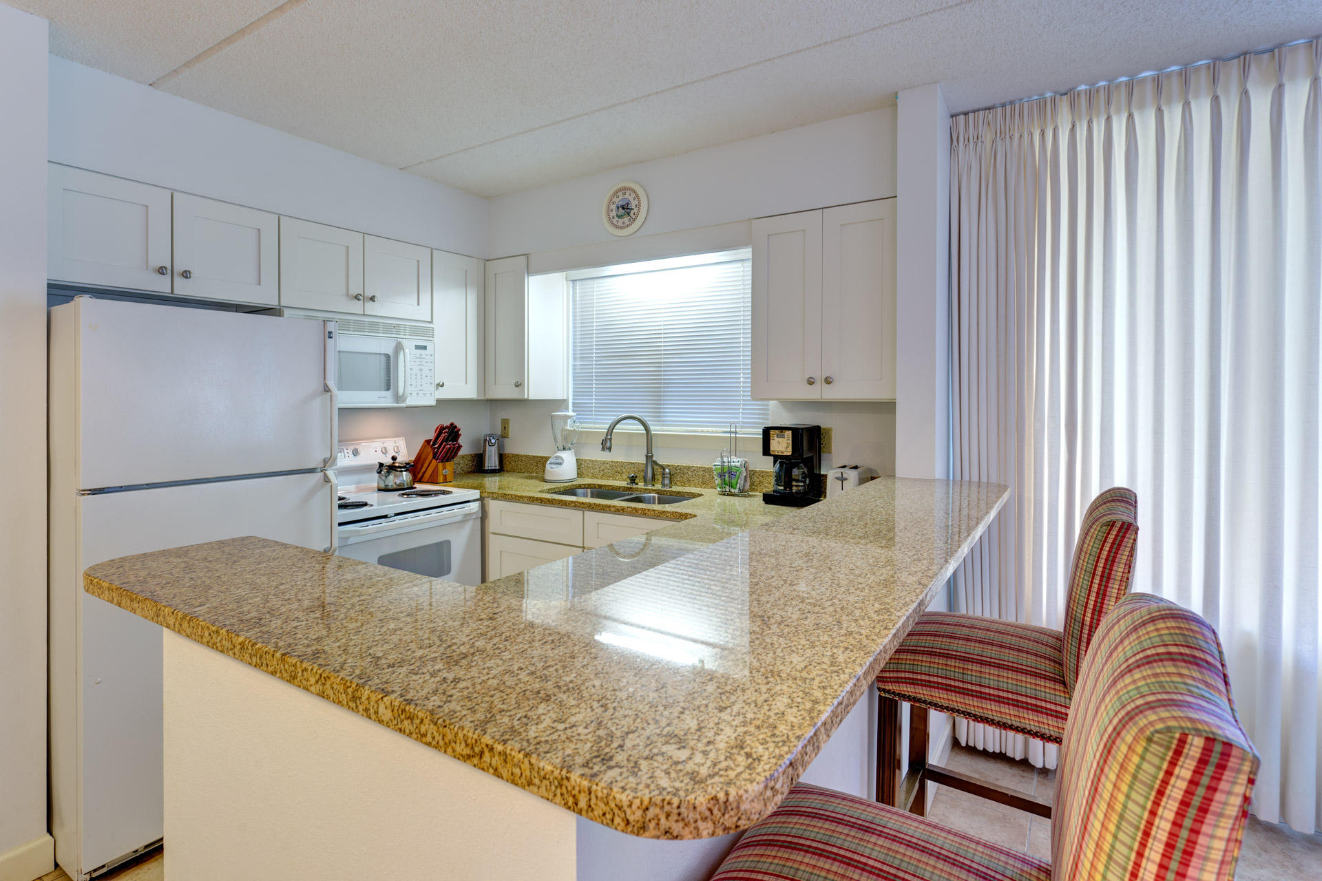 SILVER DUNES CONDO - Residential