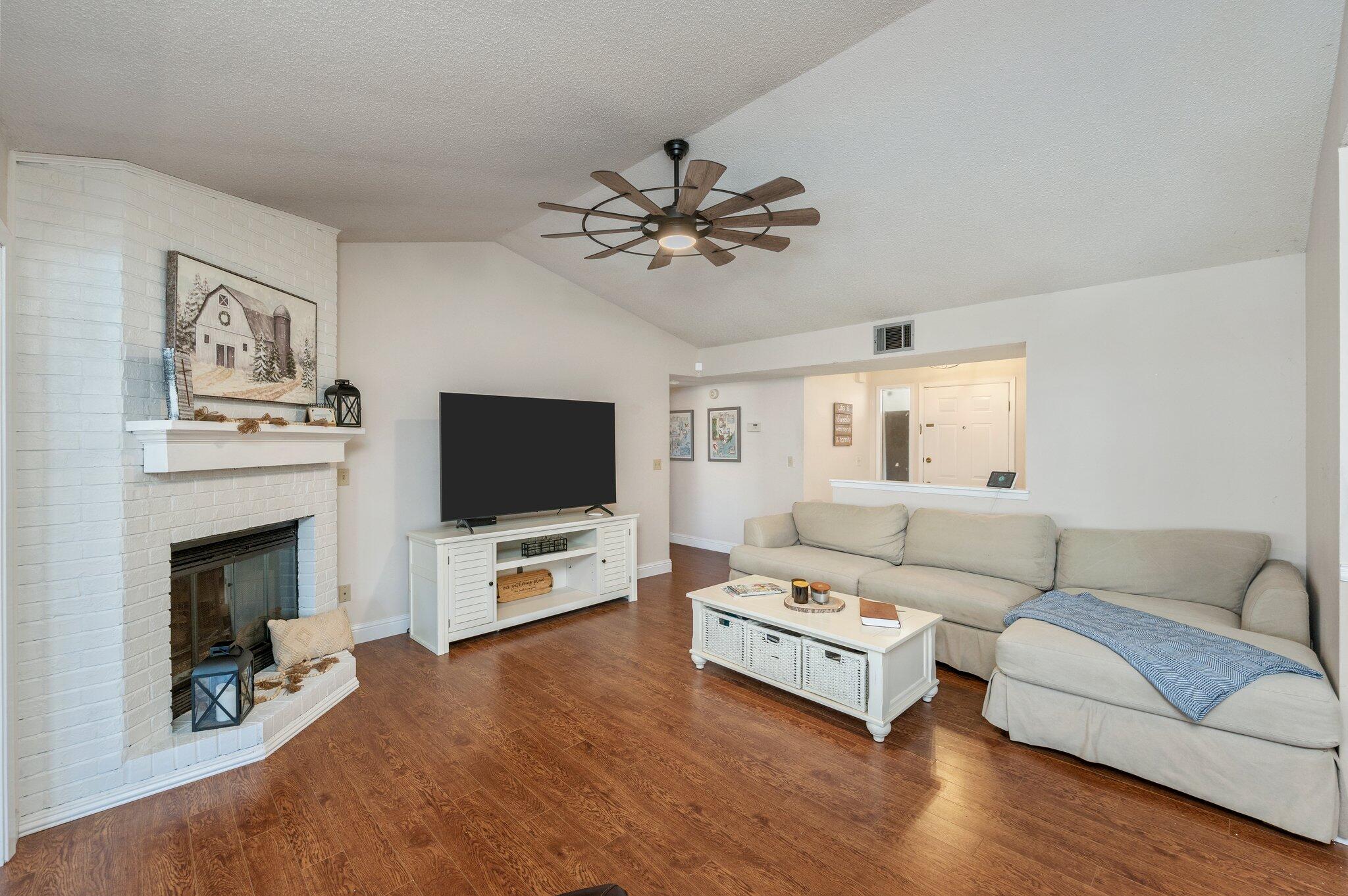 CEDAR RIDGE - Residential