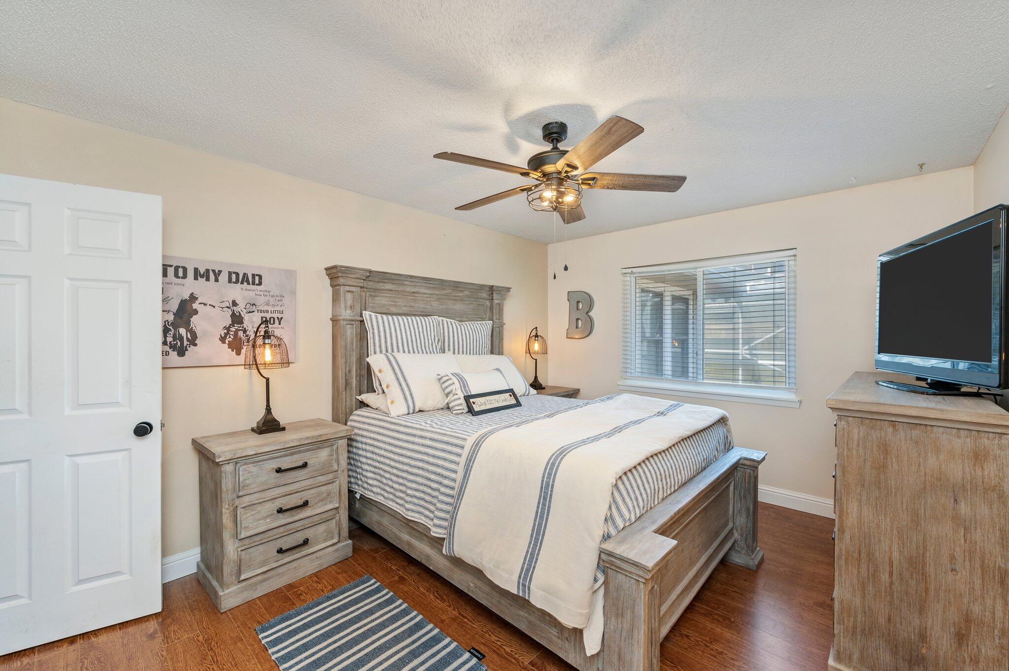 CEDAR RIDGE - Residential