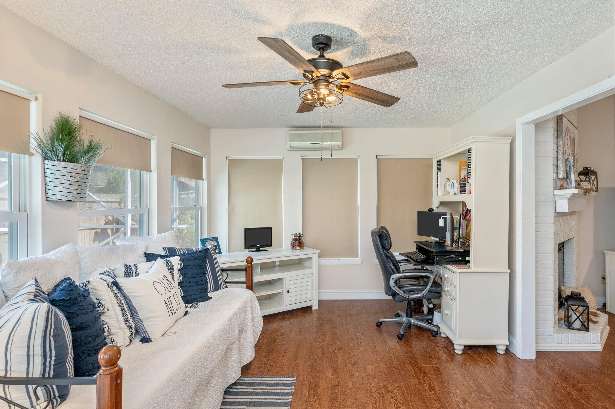 CEDAR RIDGE - Residential