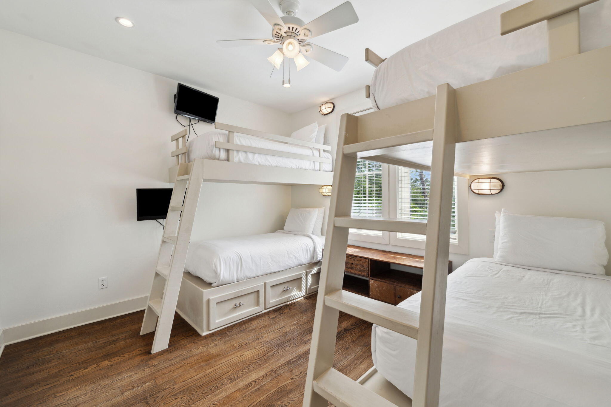 Costa Carina - Residential