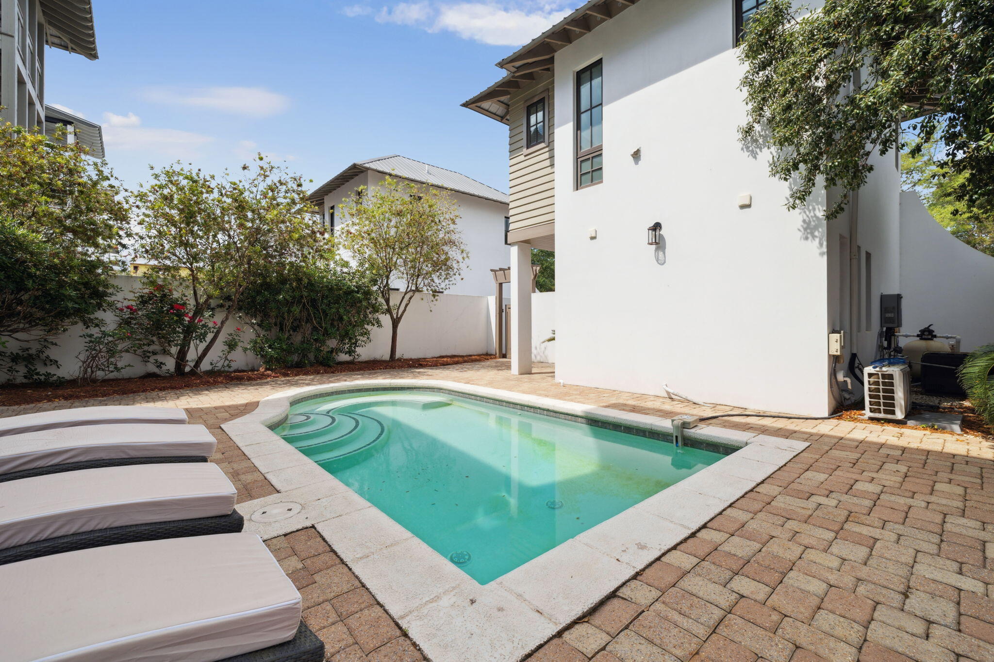 Costa Carina - Residential