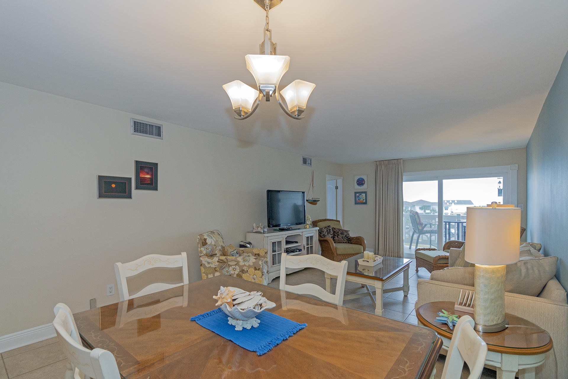 EL MATADOR CONDO - Residential