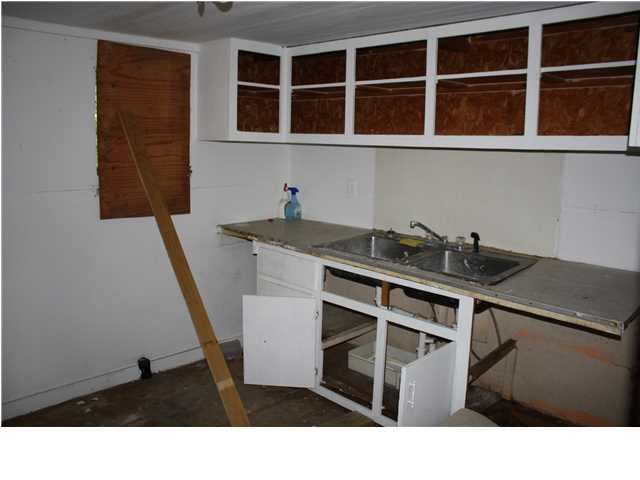 CRESTVIEW - Residential