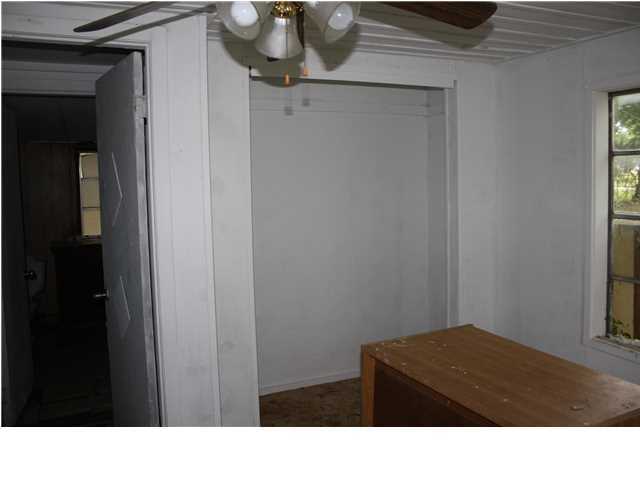 CRESTVIEW - Residential