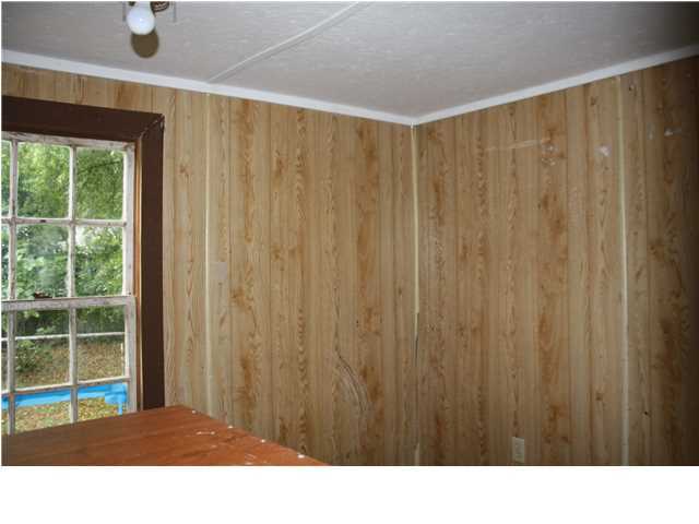 CRESTVIEW - Residential