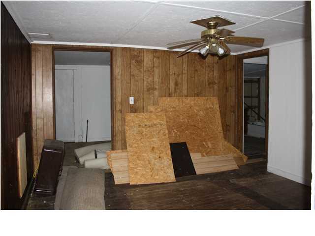 CRESTVIEW - Residential