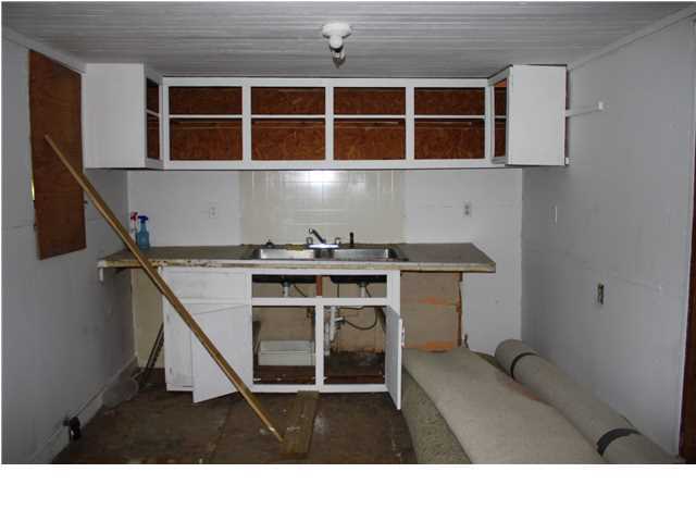 CRESTVIEW - Residential