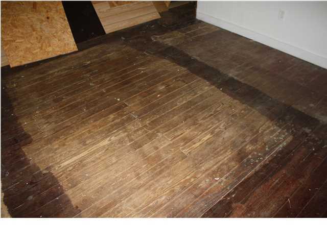 CRESTVIEW - Residential