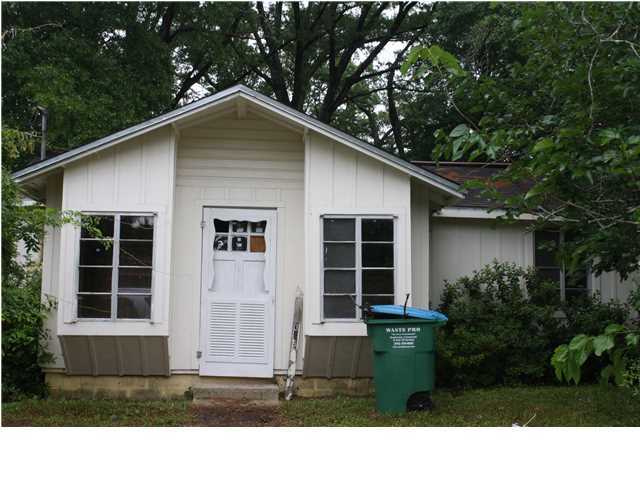 CRESTVIEW - Residential