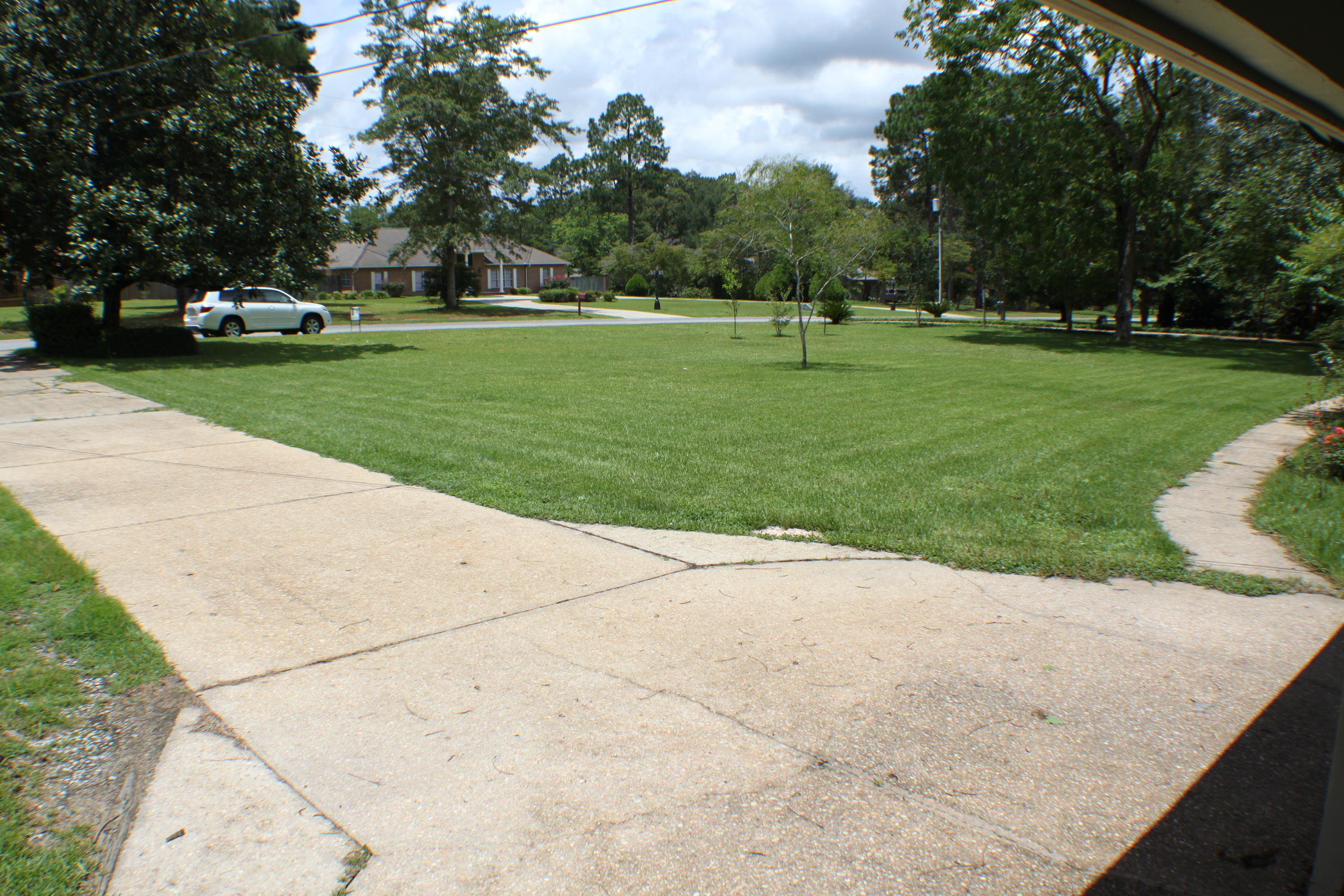 HOLLY HILLS - Residential