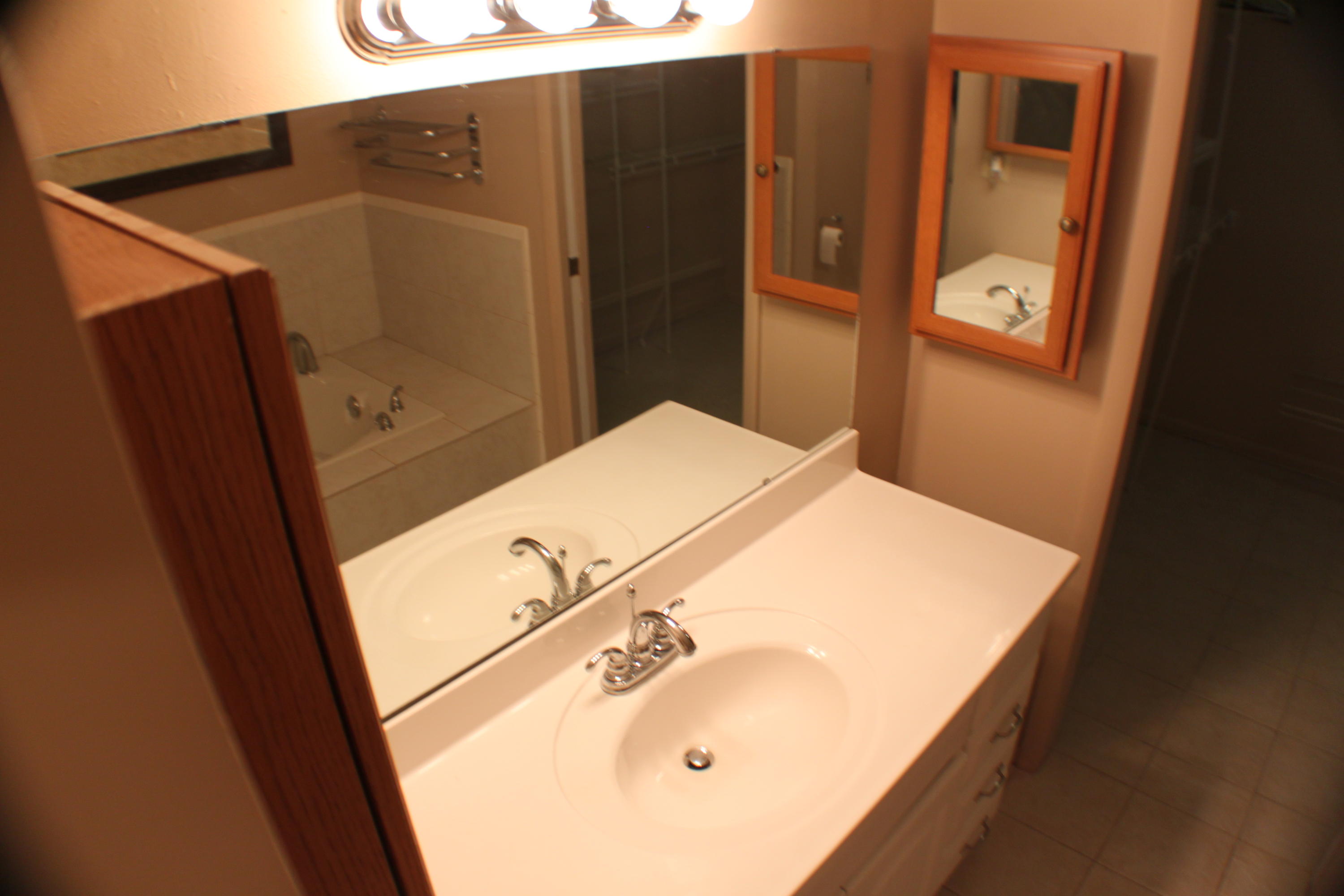 HOLLY HILLS - Residential