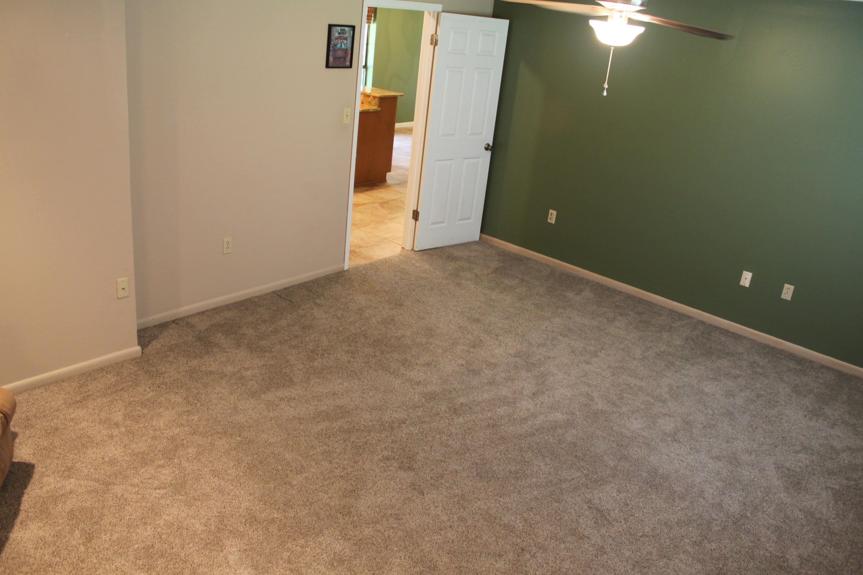 HOLLY HILLS - Residential