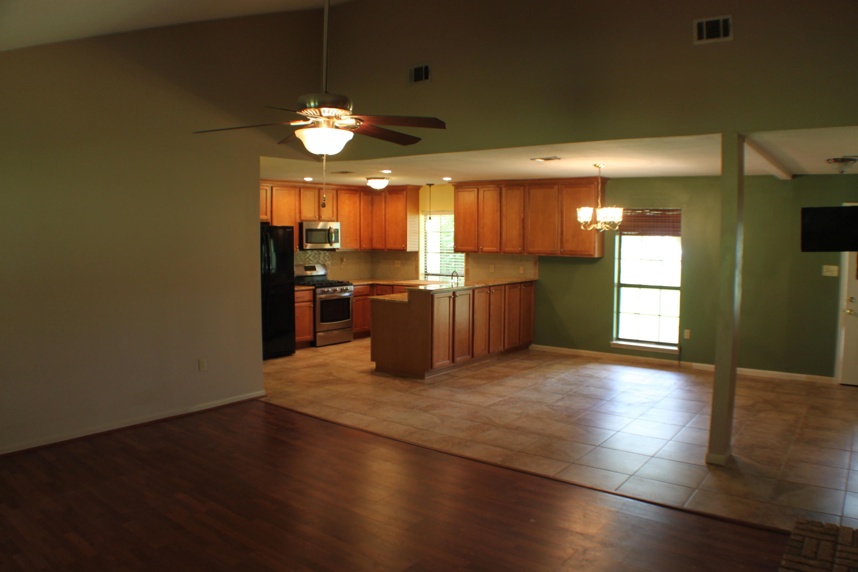 HOLLY HILLS - Residential