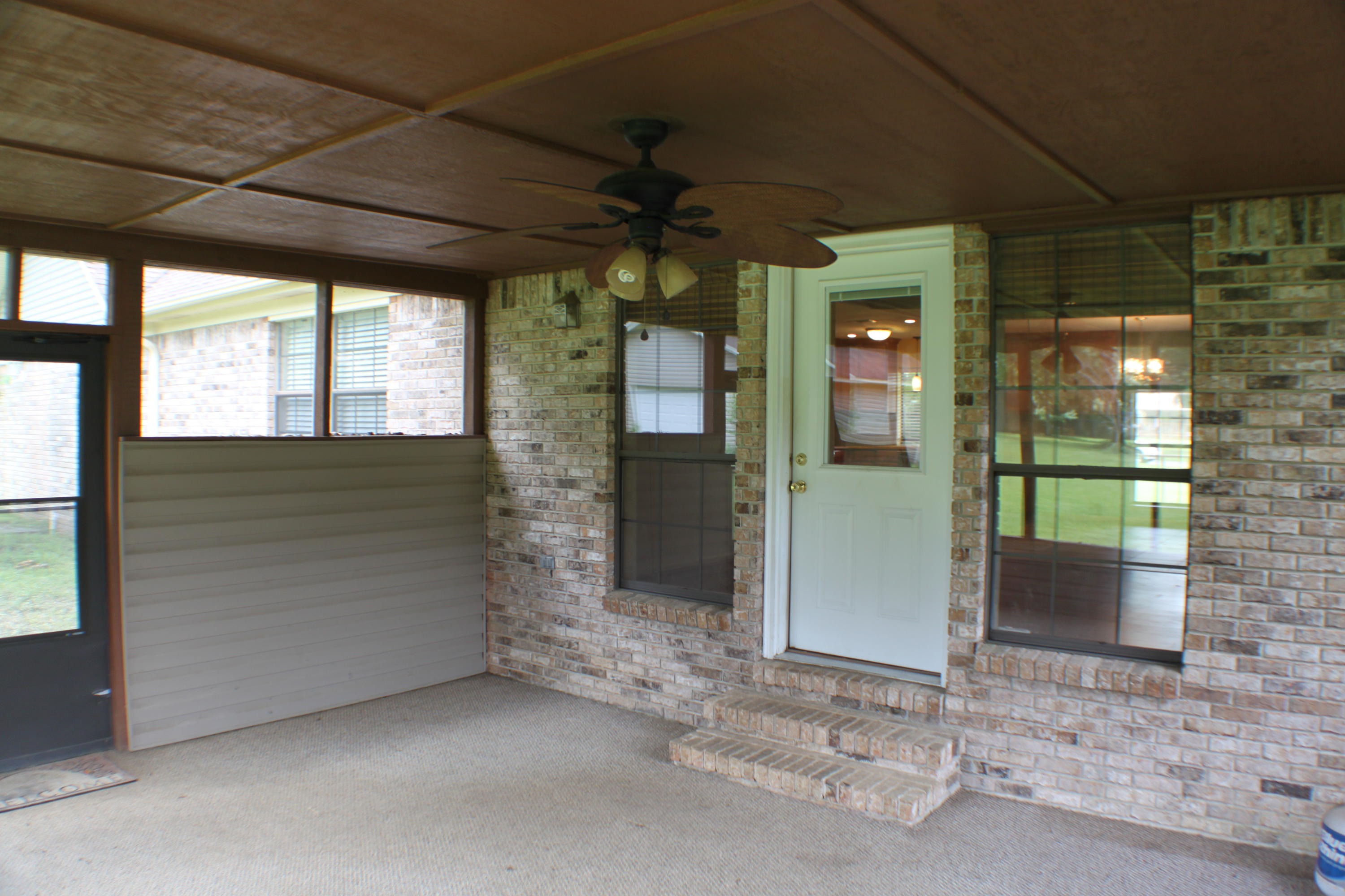 HOLLY HILLS - Residential