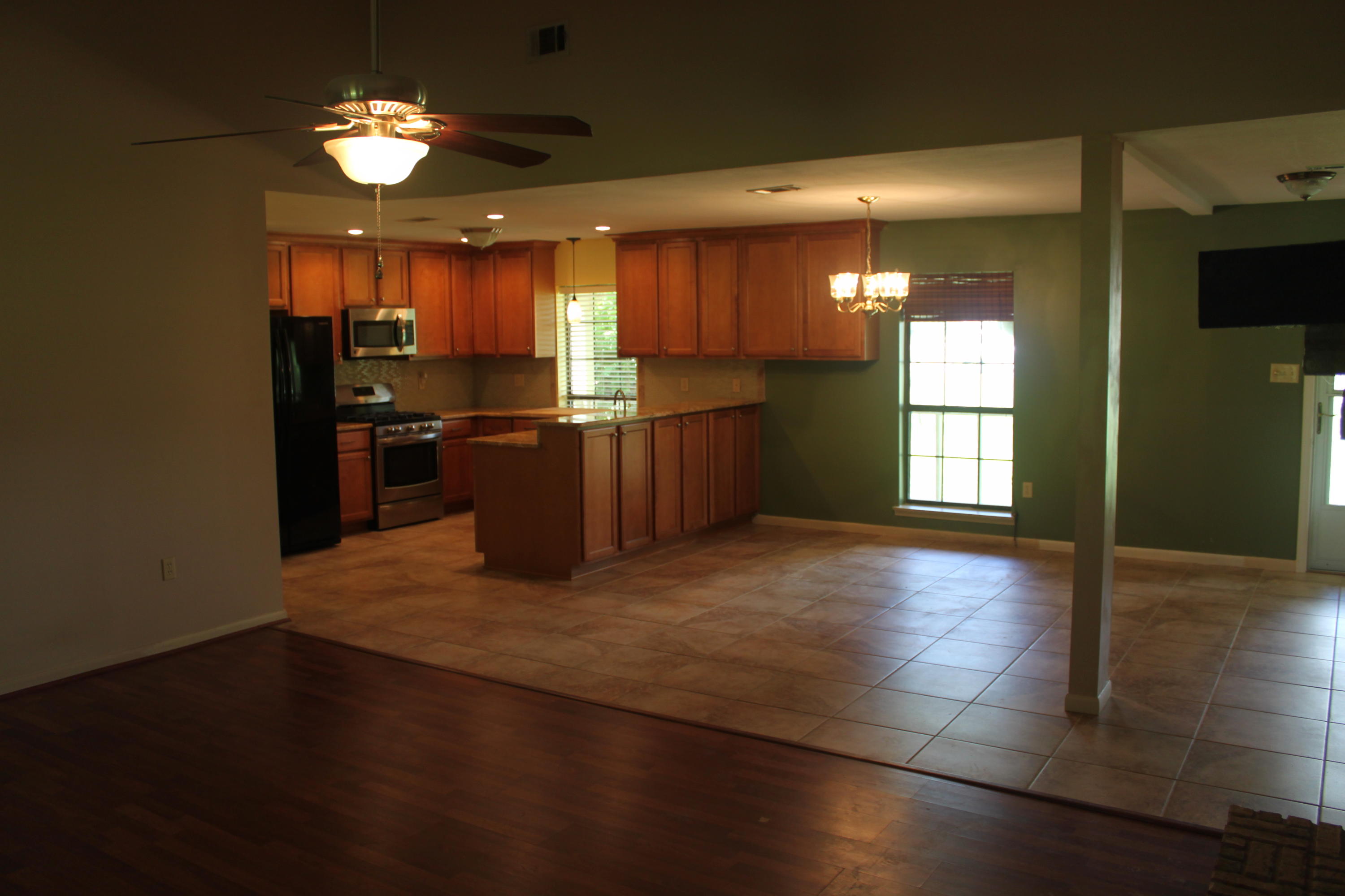 HOLLY HILLS - Residential