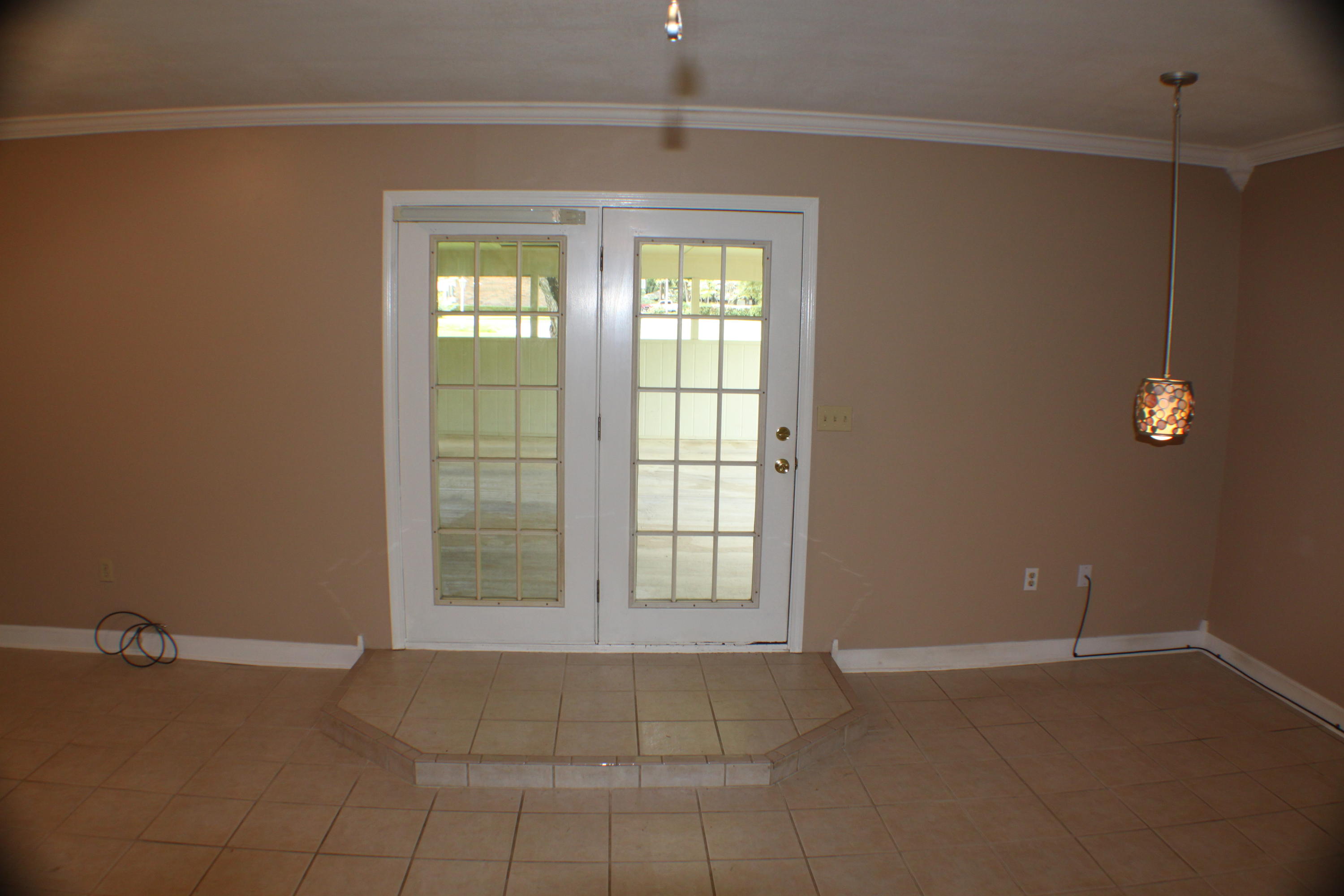 HOLLY HILLS - Residential