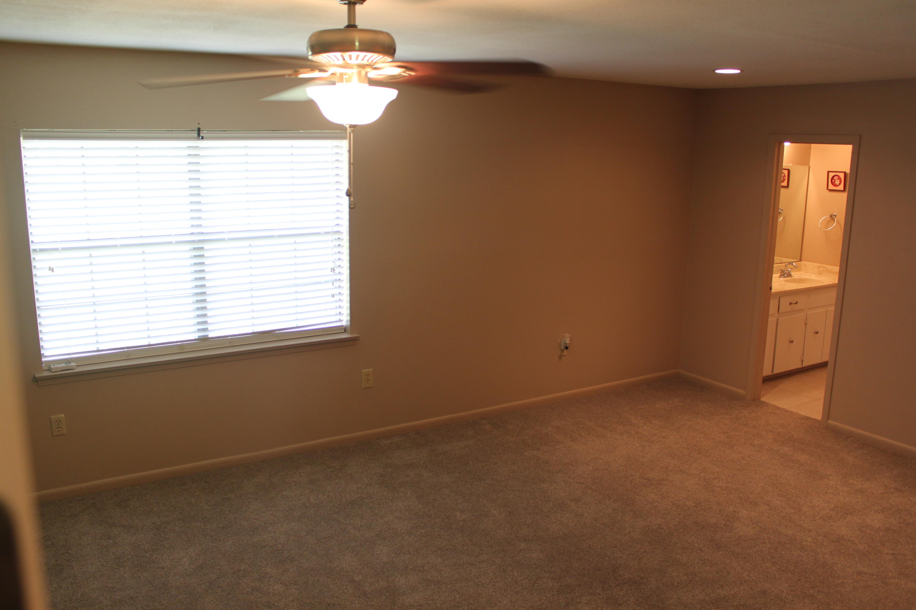 HOLLY HILLS - Residential