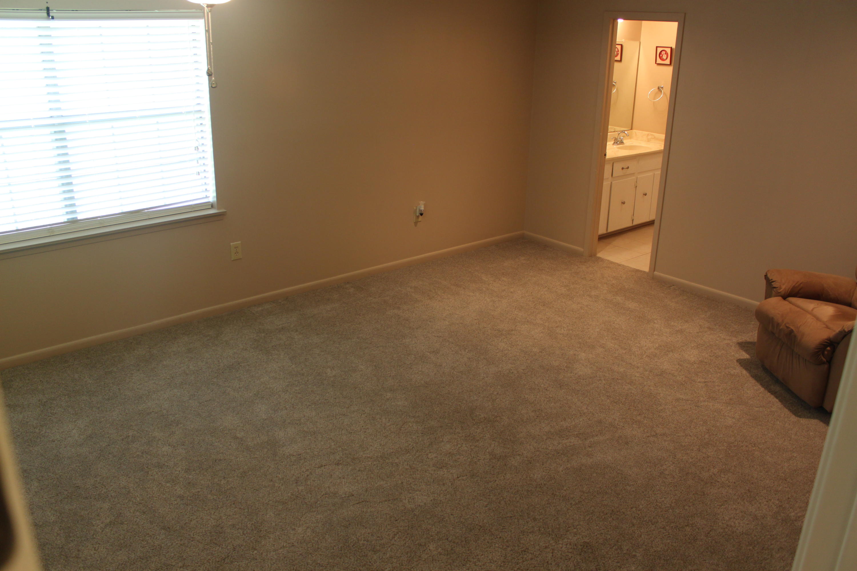 HOLLY HILLS - Residential